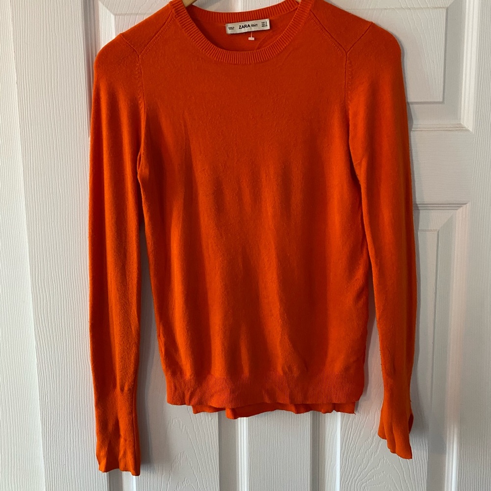 Zara - orange light knit top - s
